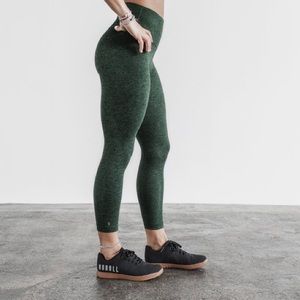 NOBULL 7/8 Green Leggings